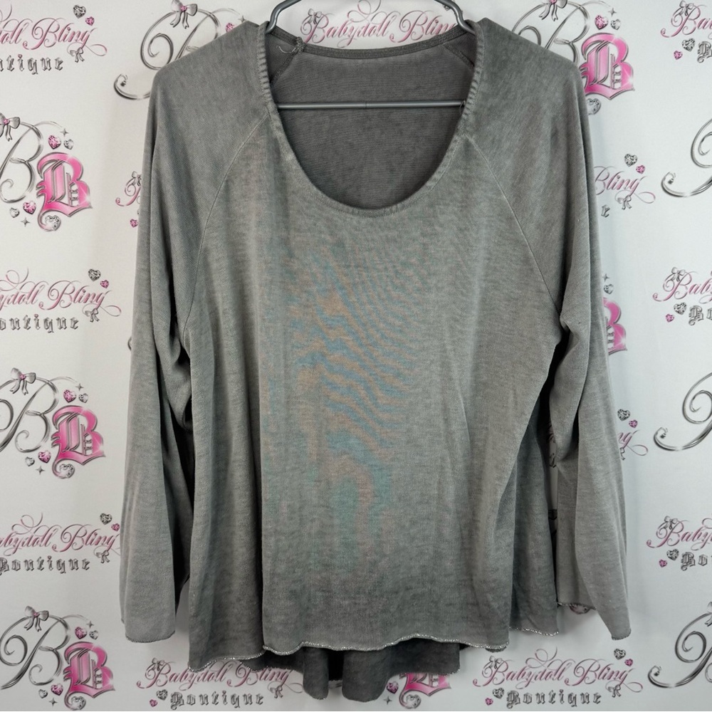 Long sleeve ombré silver sparkly thread trim Gray Women's Long Sleeve Top